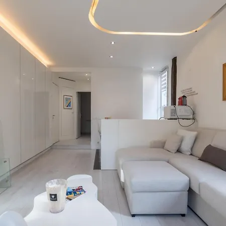 Saint Andre Charm Apartment *